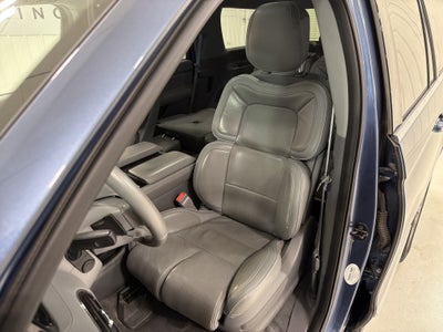 2019 Lincoln Navigator Select