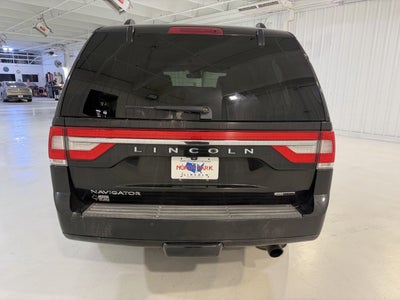 2015 Lincoln Navigator Base