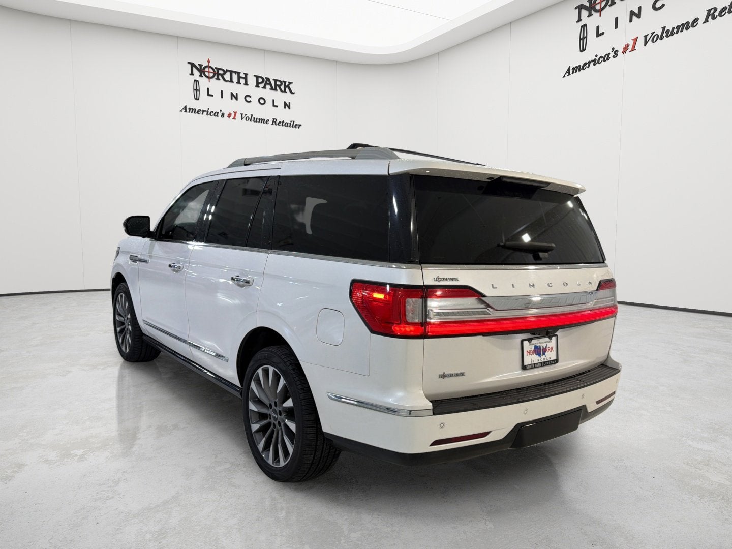 2019 Lincoln Navigator Select - Photo 12
