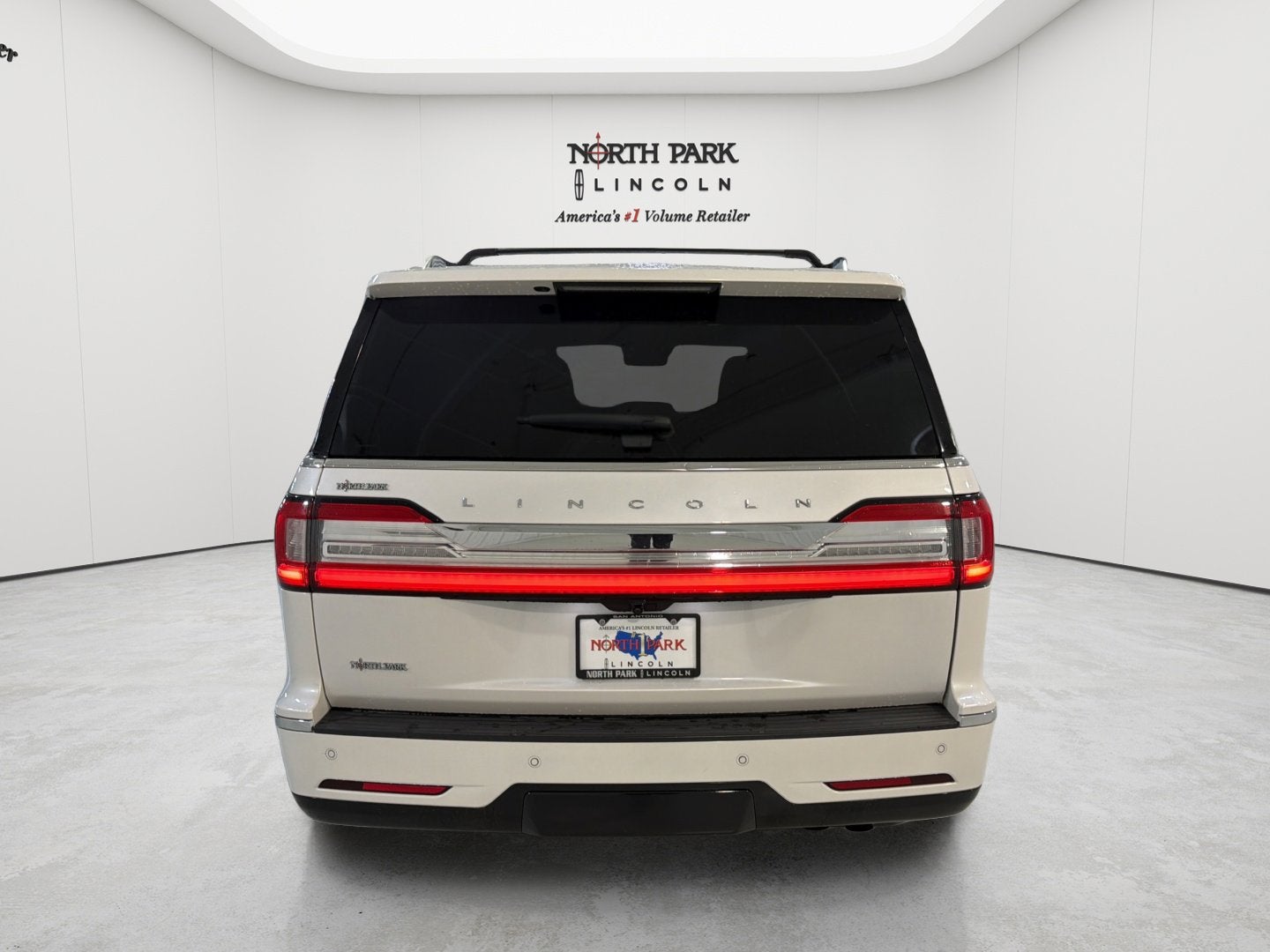 2019 Lincoln Navigator Select - Photo 14