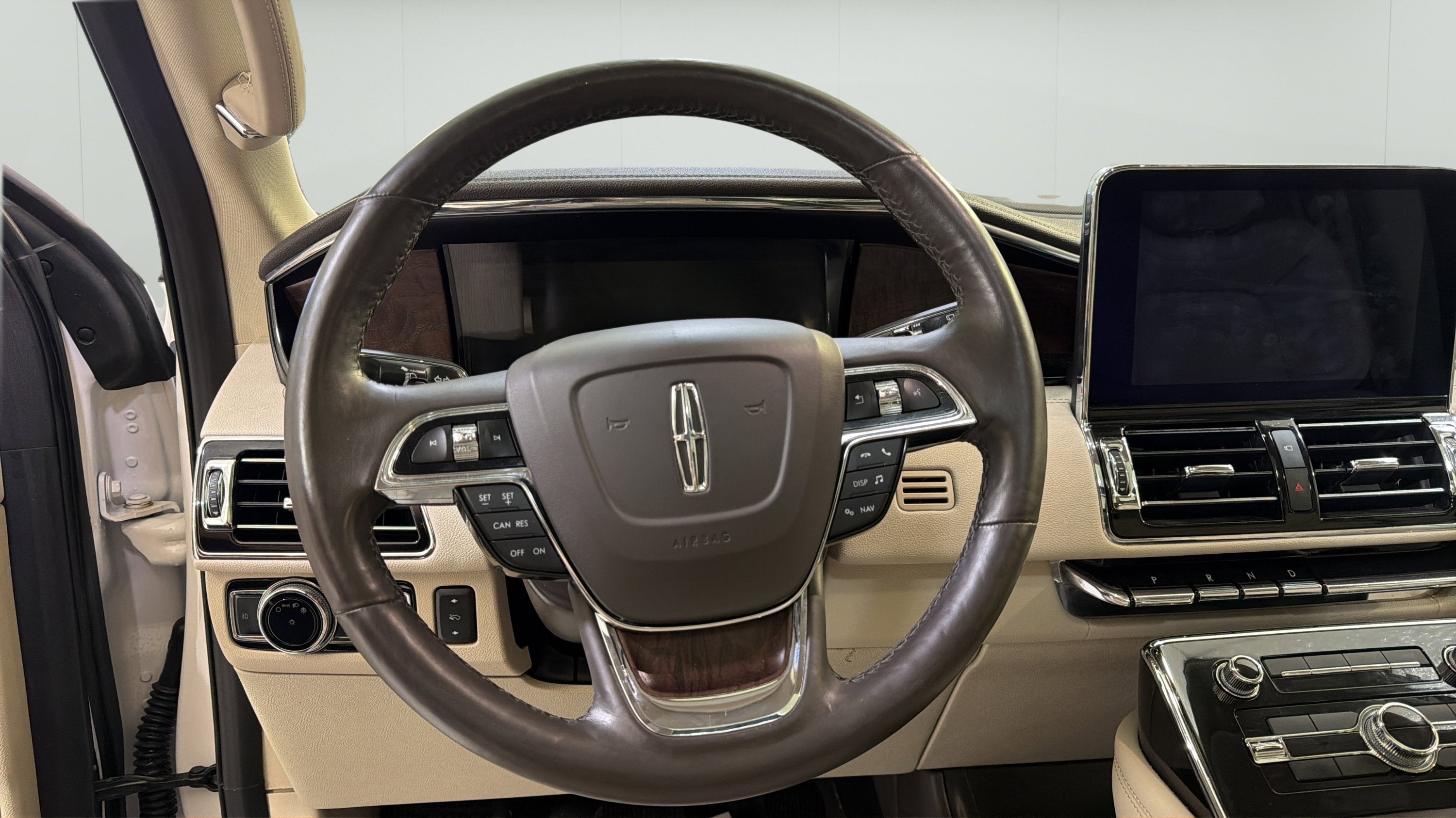 2019 Lincoln Navigator Select