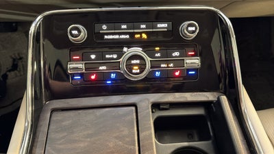 2019 Lincoln Navigator Select