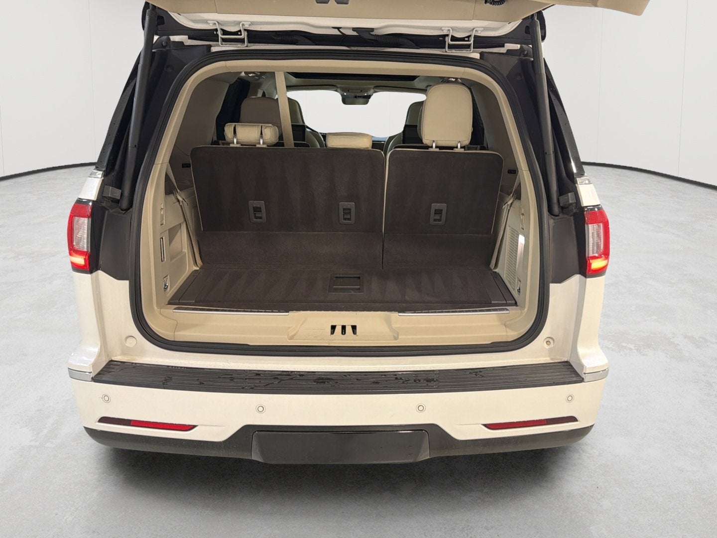 2019 Lincoln Navigator Select