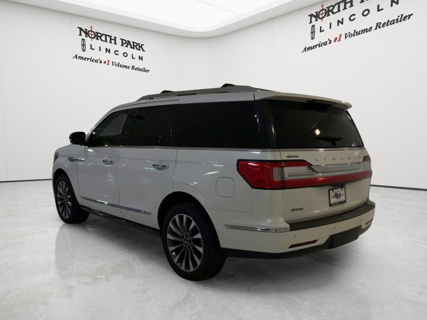 2019 Lincoln Navigator Select