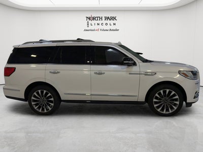 2019 Lincoln Navigator Select