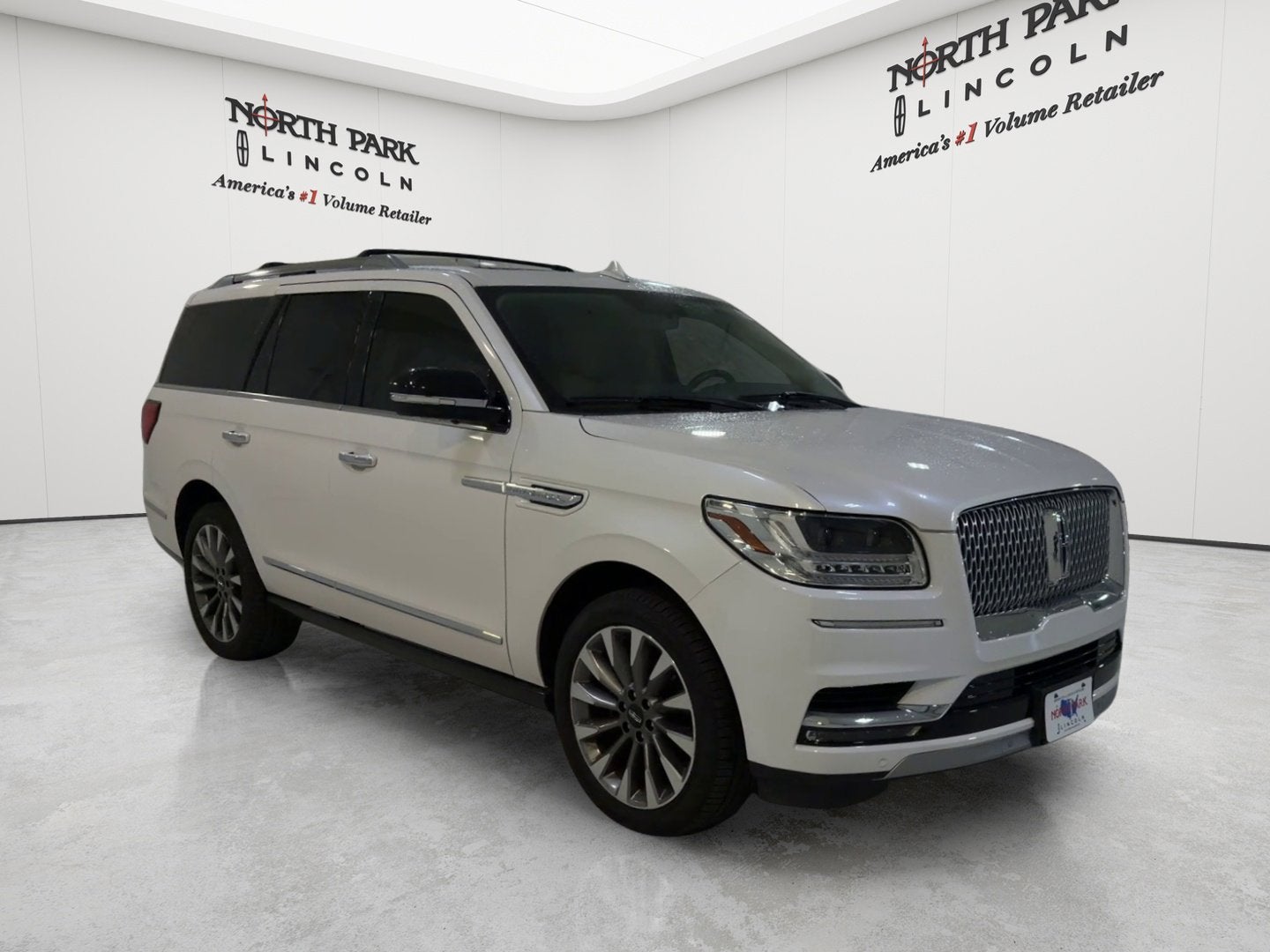 2019 Lincoln Navigator Select - Photo 9