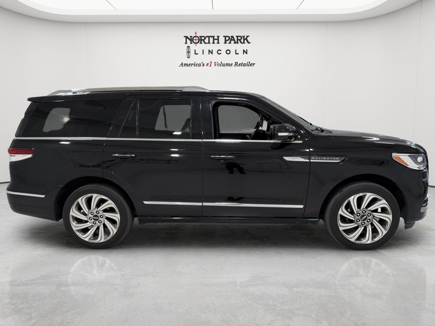 2023 Lincoln Navigator Reserve