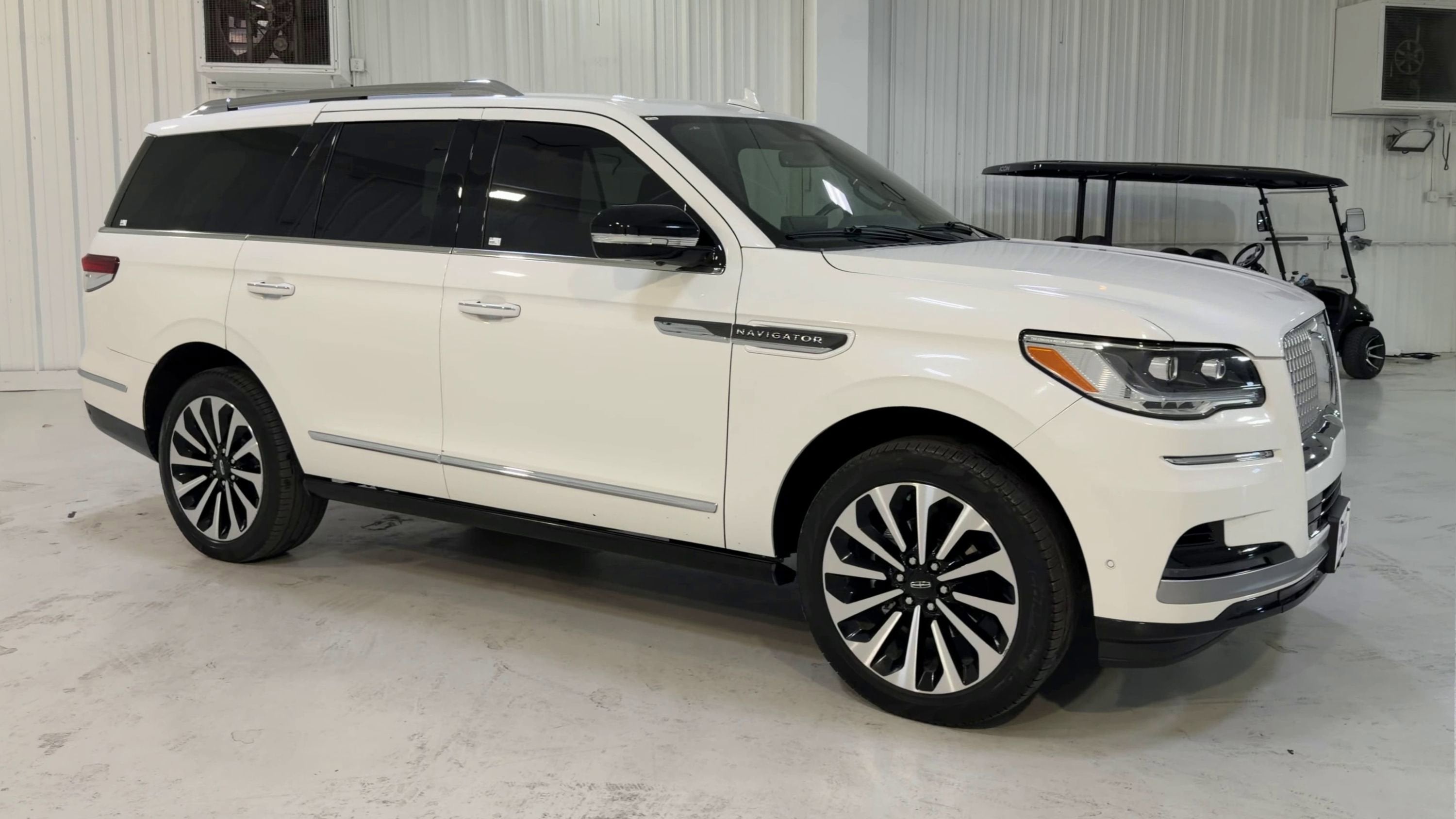 2023 Lincoln Navigator Reserve