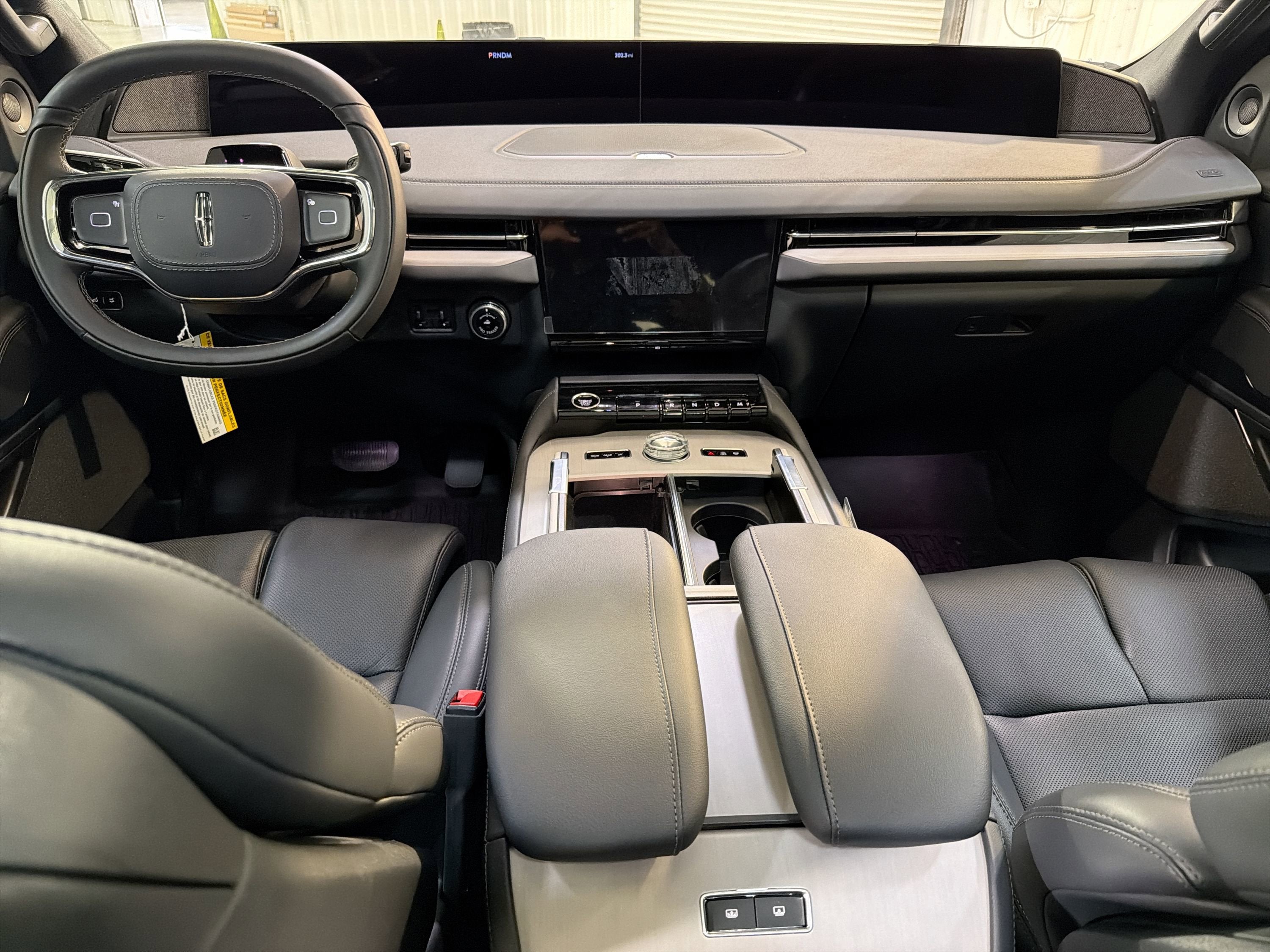 2025 Lincoln Navigator Reserve