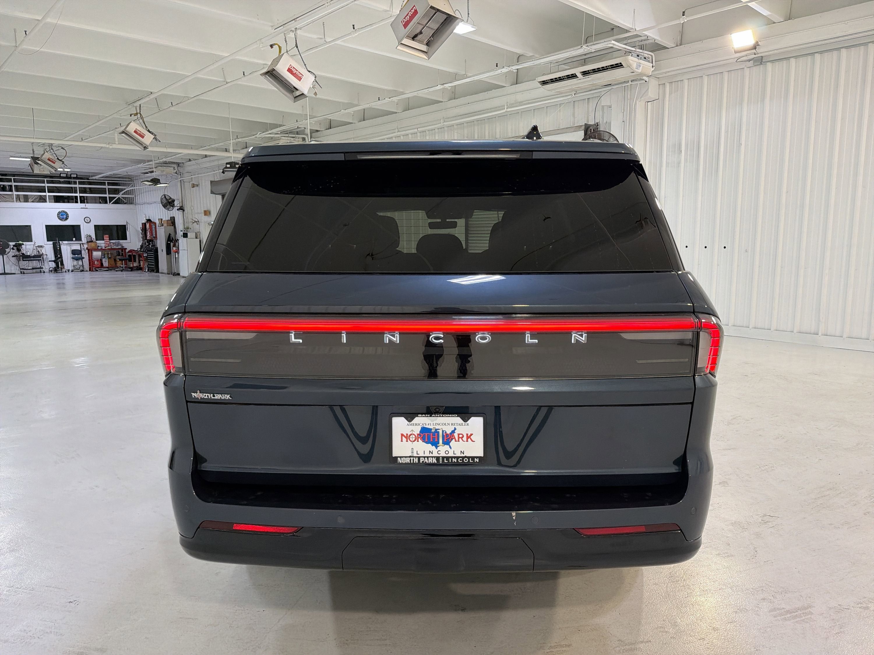 2025 Lincoln Navigator Reserve