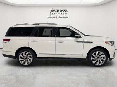 2023 Lincoln Navigator Reserve