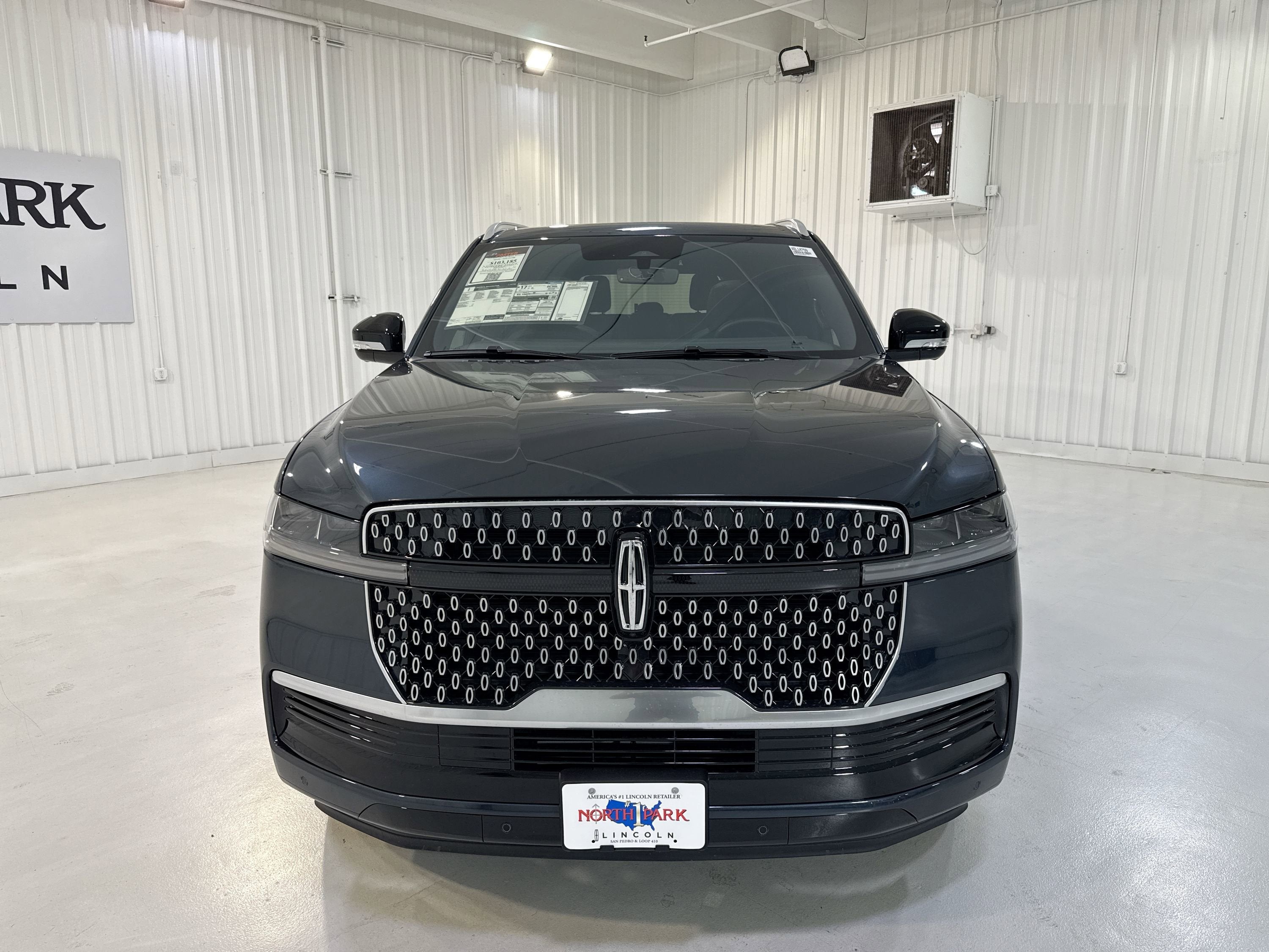 2025 Lincoln Navigator Reserve