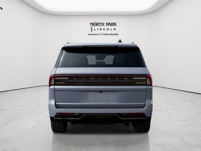 2027 Lincoln Navigator Reserve