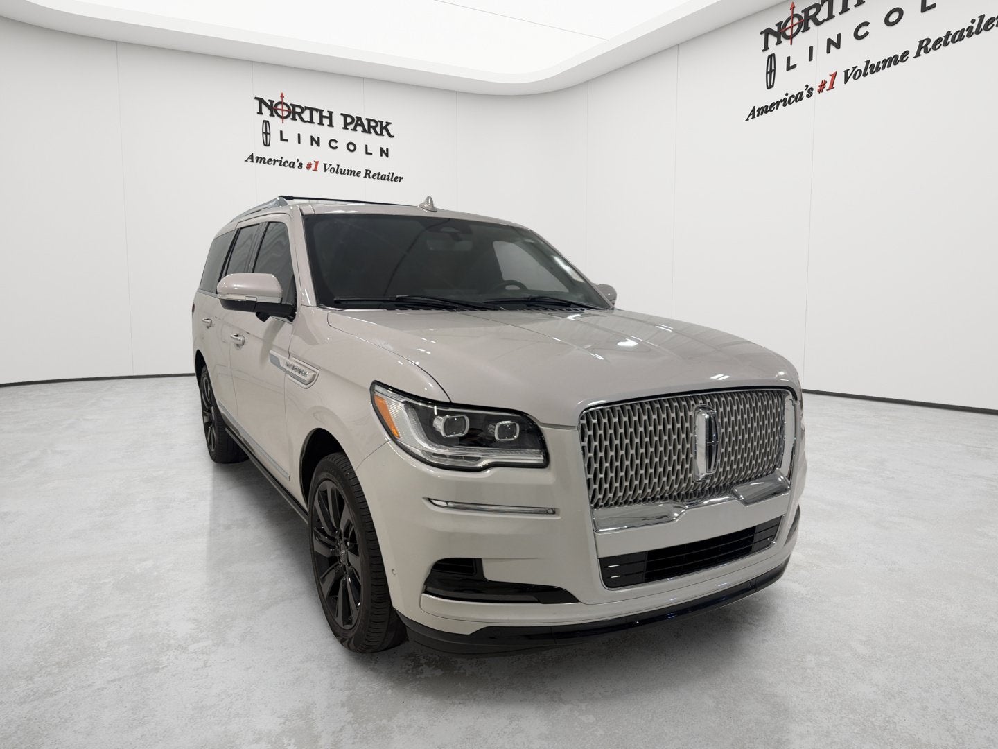 2023 Lincoln Navigator Reserve