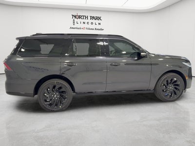 2027 Lincoln Navigator Reserve