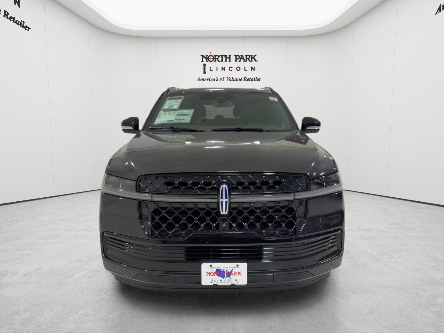 2027 Lincoln Navigator Reserve