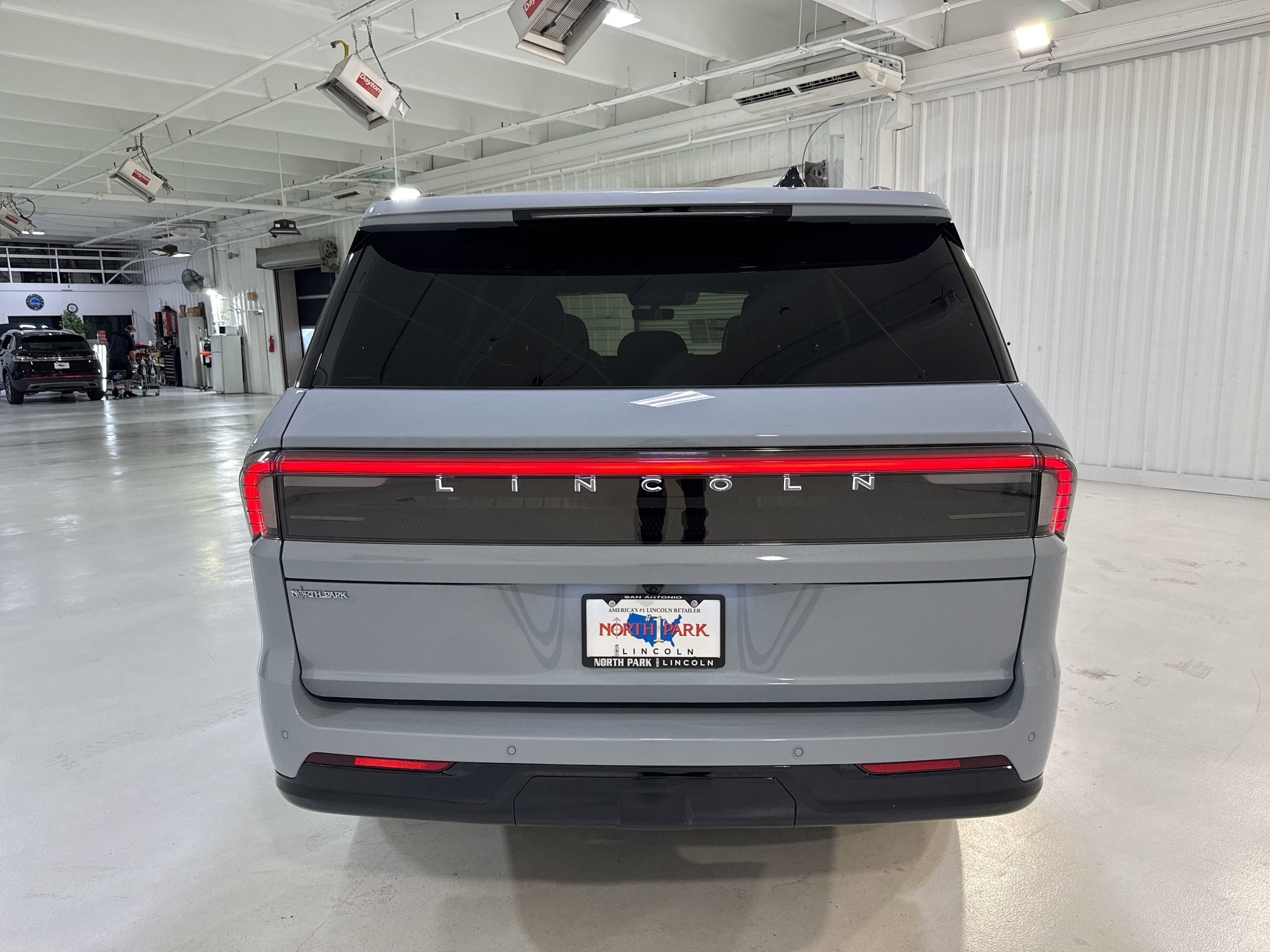 2025 Lincoln Navigator Reserve