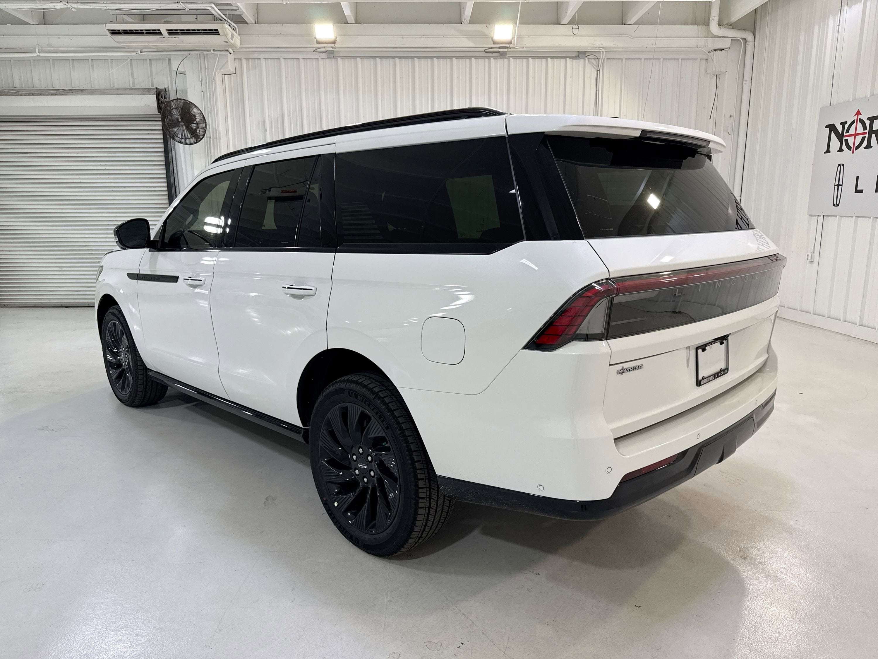 2025 Lincoln Navigator Reserve