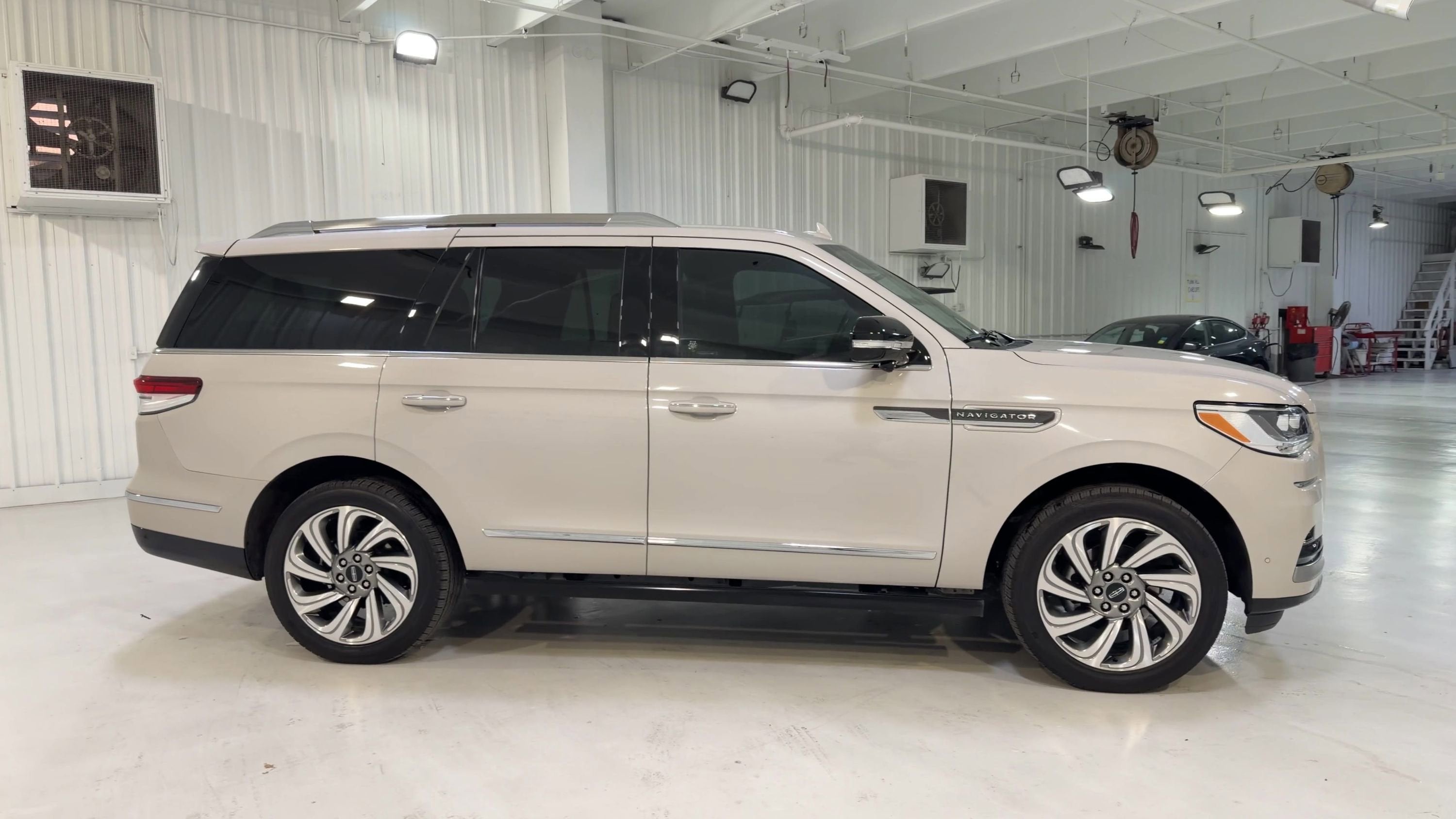 2023 Lincoln Navigator Reserve