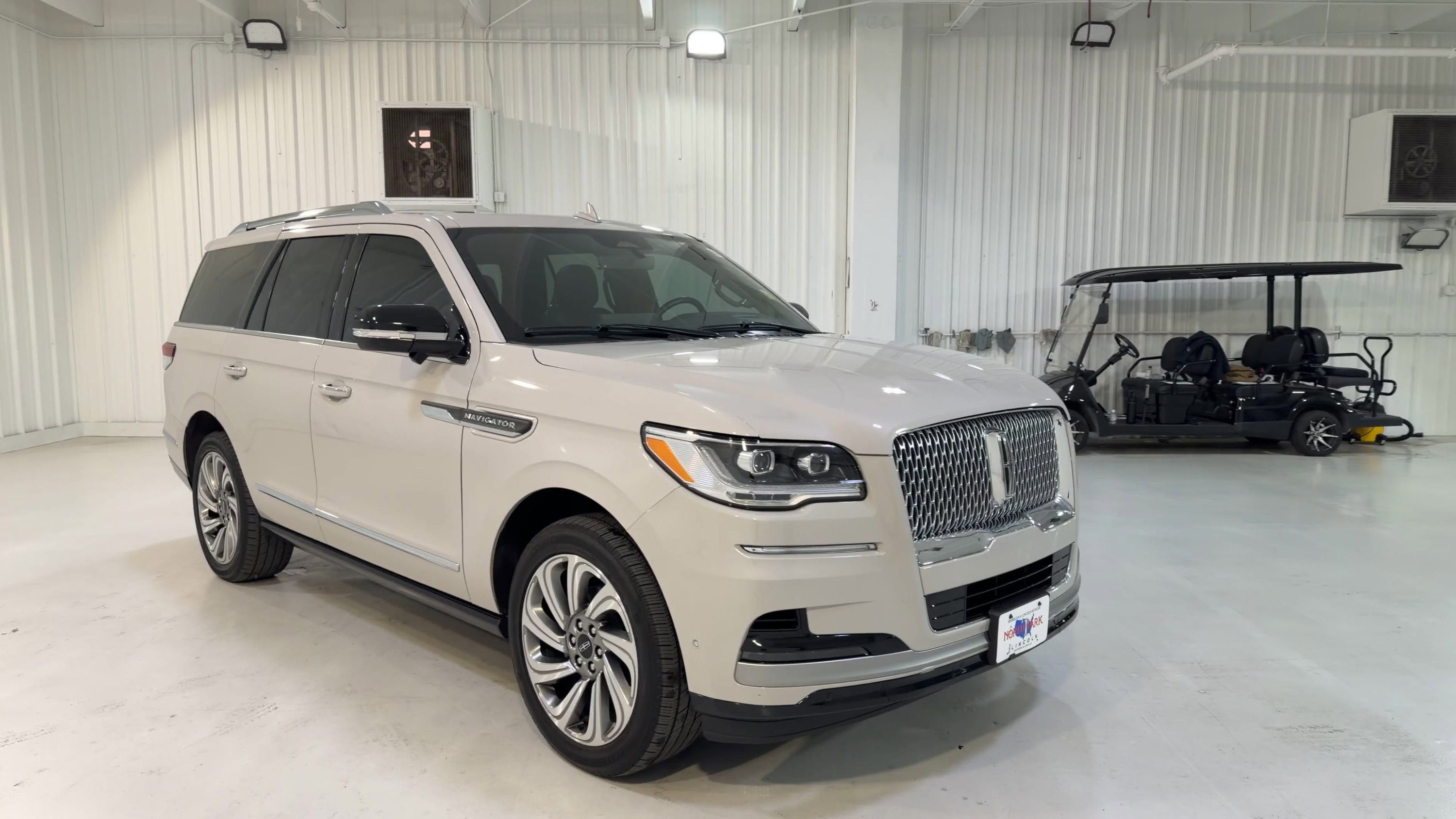 2023 Lincoln Navigator Reserve