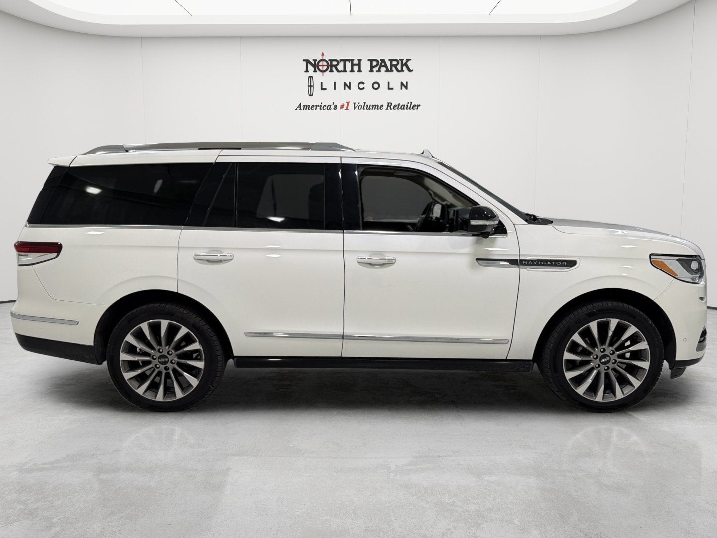 2023 Lincoln Navigator Reserve