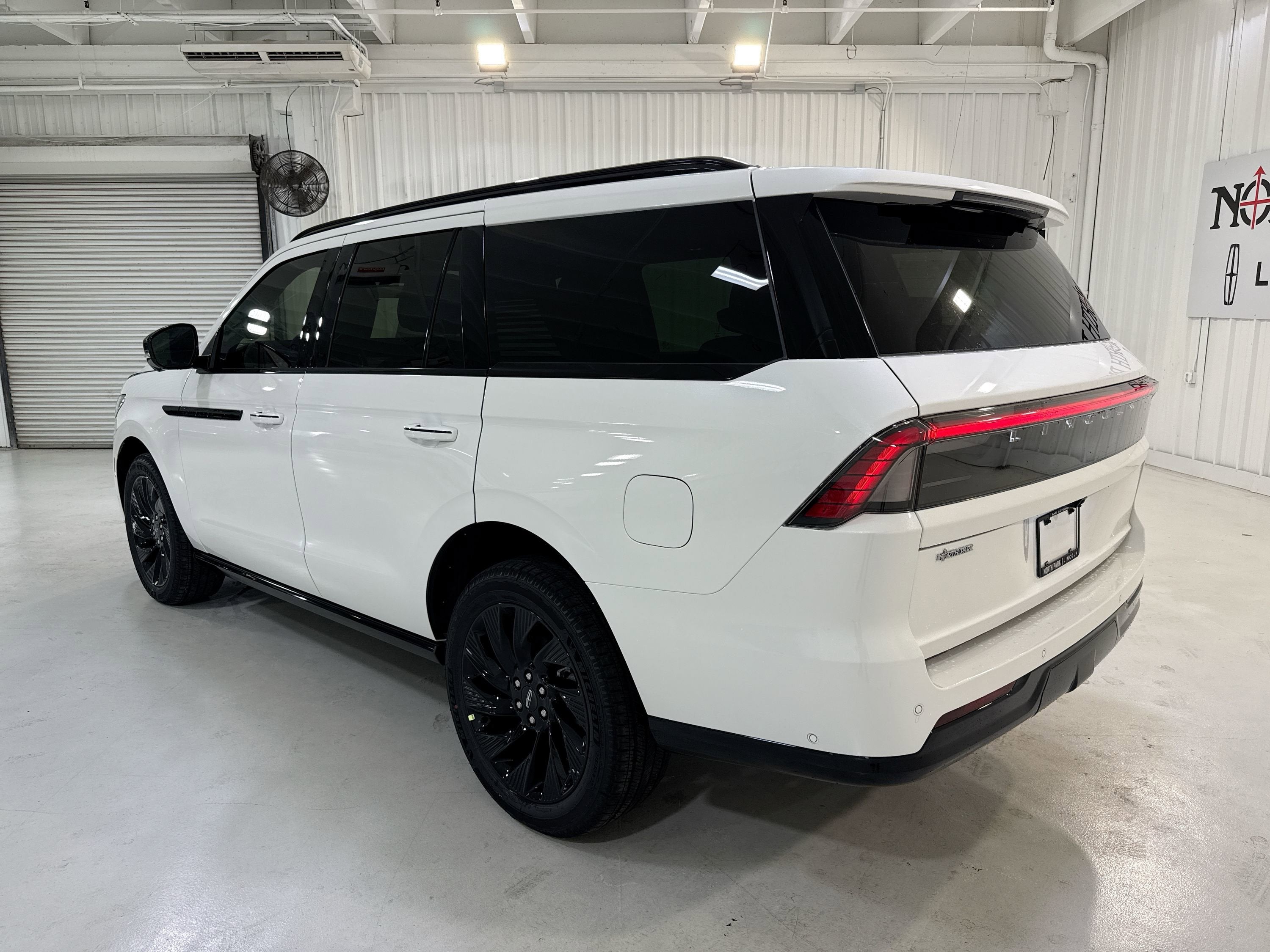 2025 Lincoln Navigator Reserve