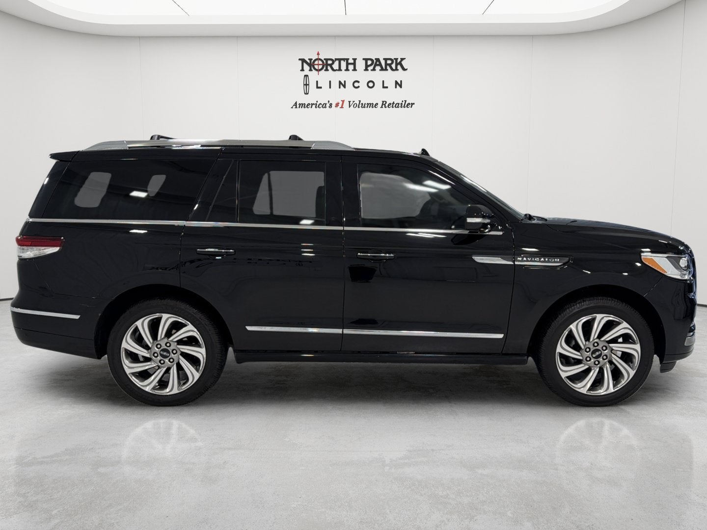 2023 Lincoln Navigator Reserve