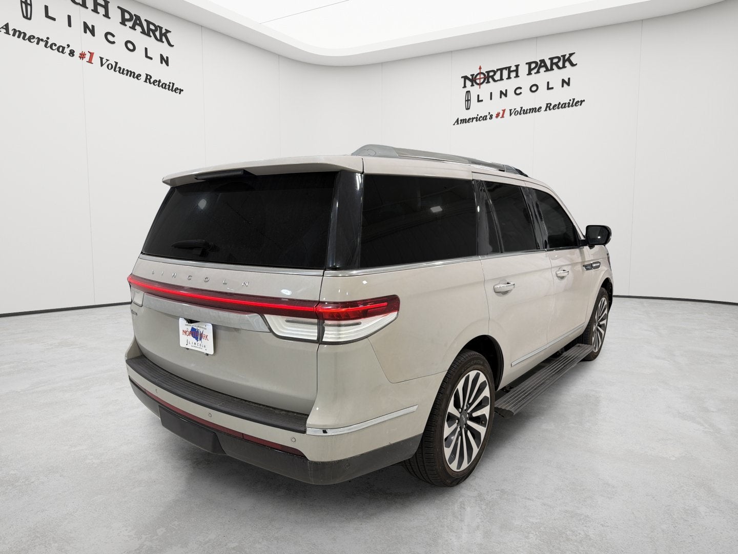2023 Lincoln Navigator Reserve