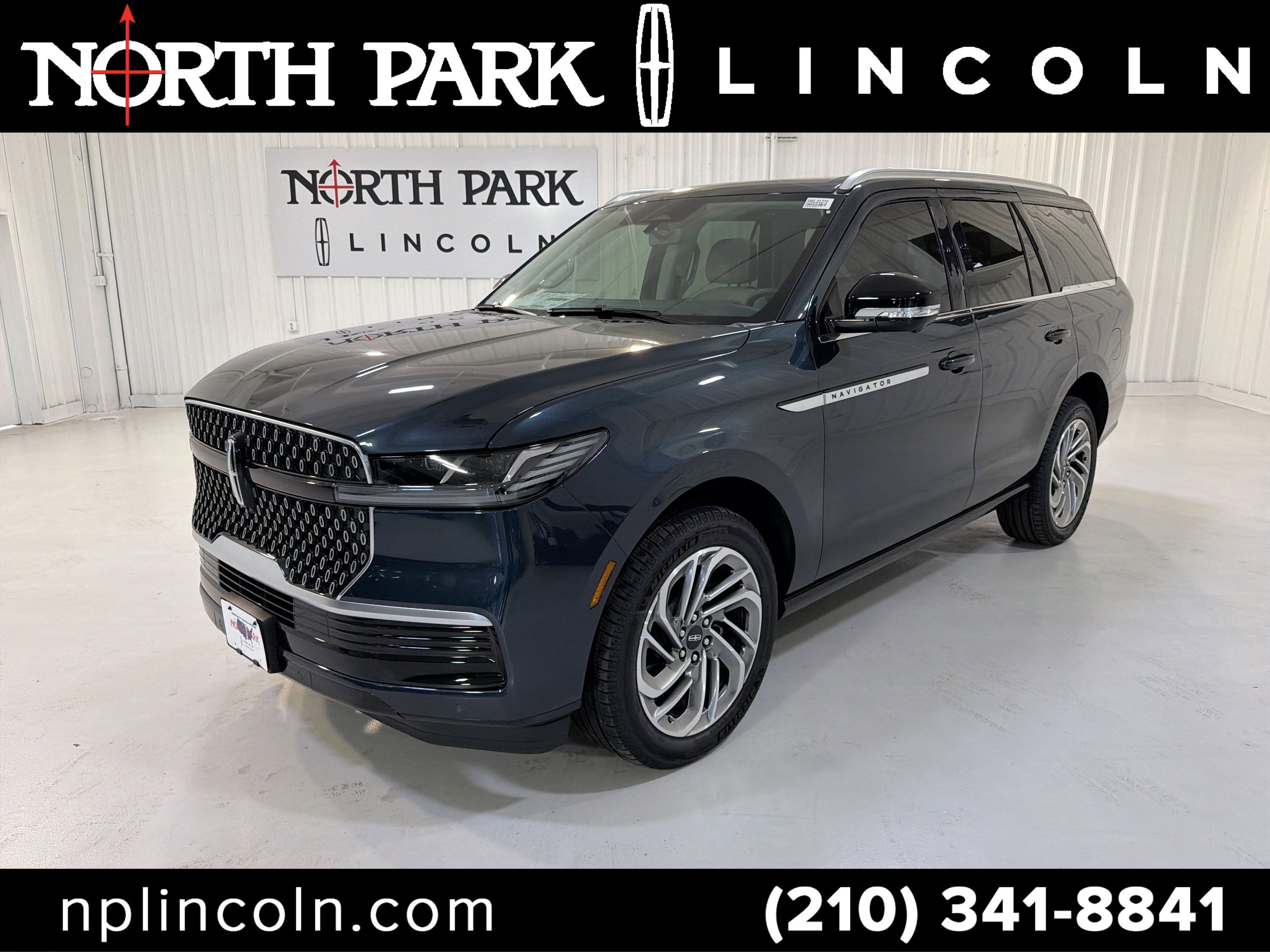 2025 Lincoln Navigator Reserve 4WD's photo