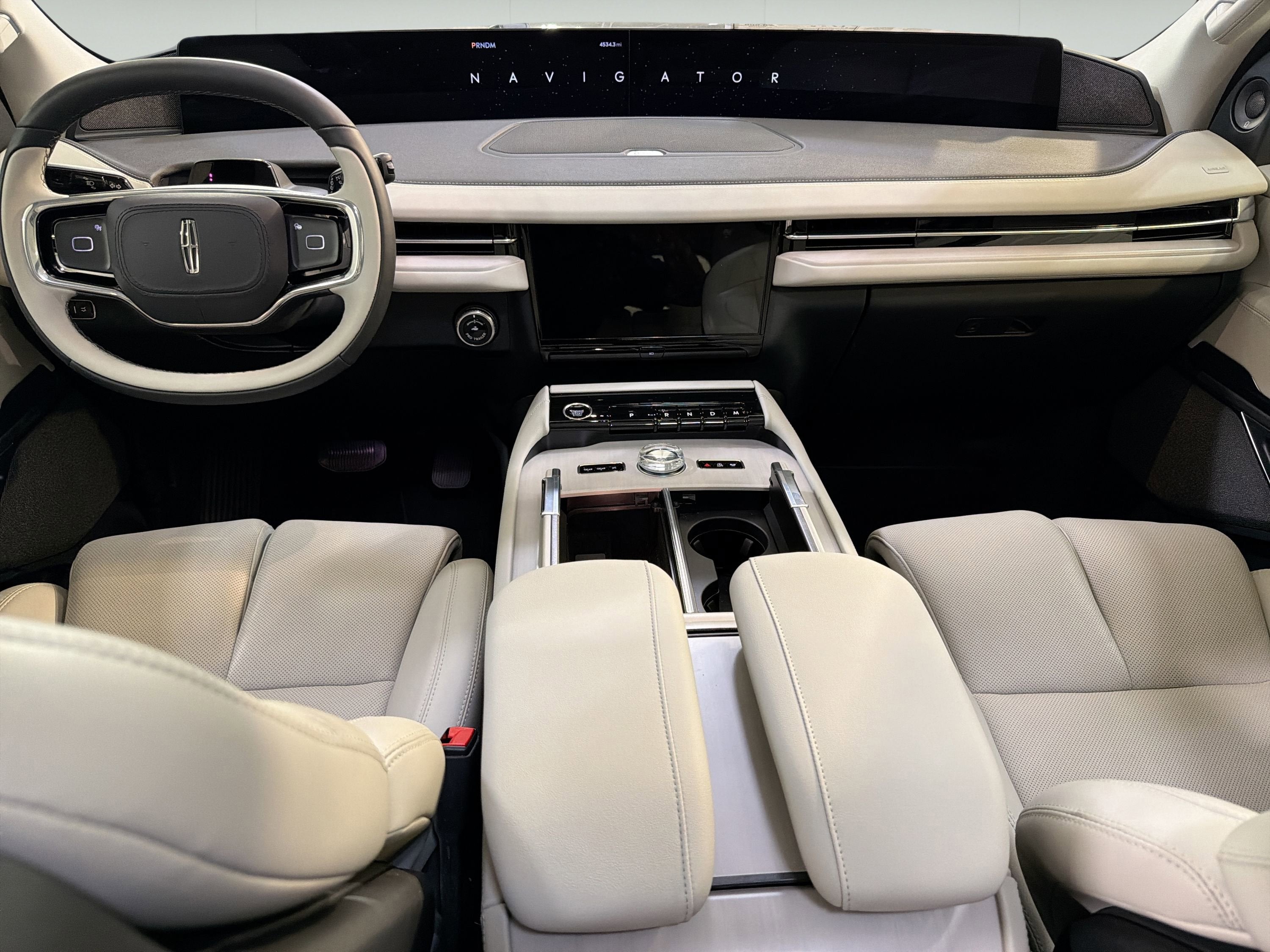 2025 Lincoln Navigator Reserve