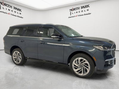 2025 Lincoln Navigator Reserve