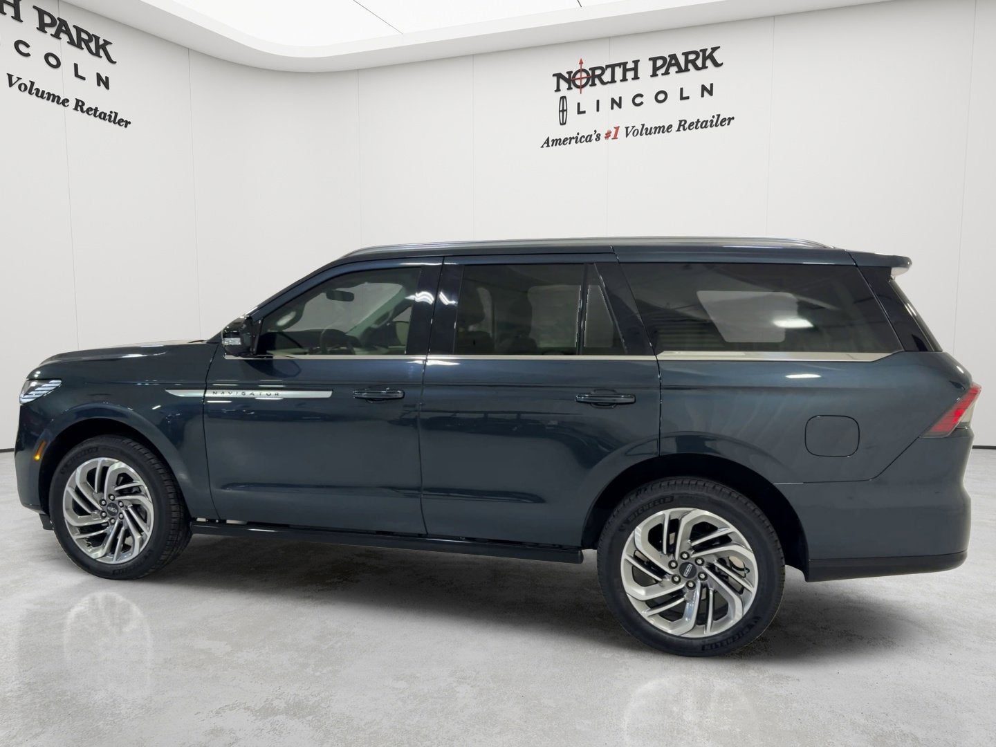 2025 Lincoln Navigator Reserve