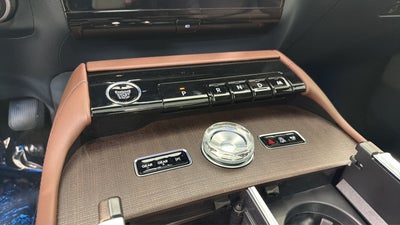 2027 Lincoln Navigator Reserve