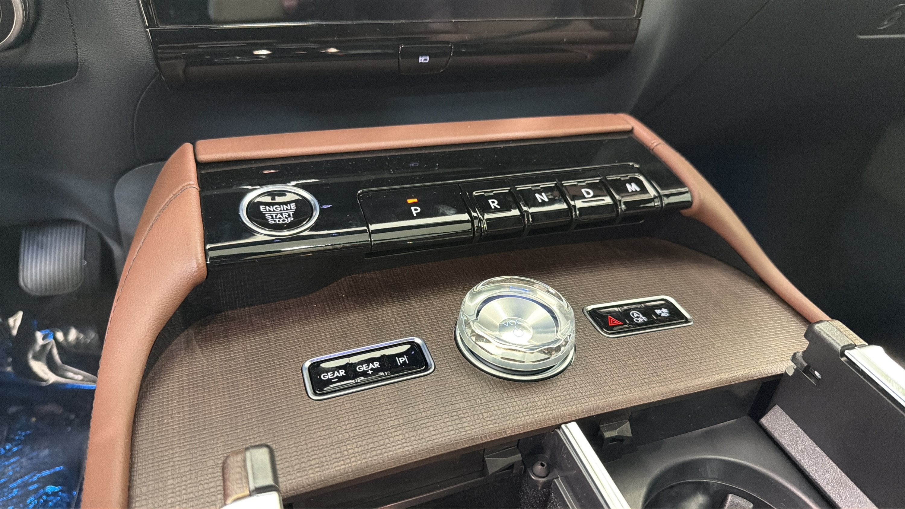 2027 Lincoln Navigator Reserve