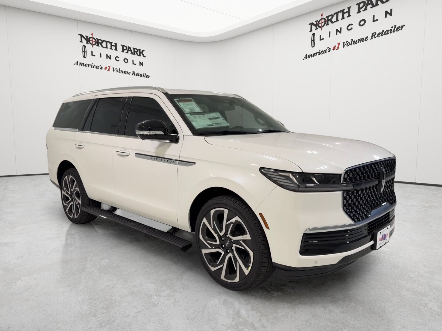 2027 Lincoln Navigator Reserve