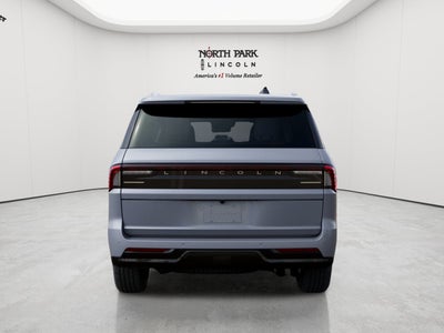 2027 Lincoln Navigator Reserve