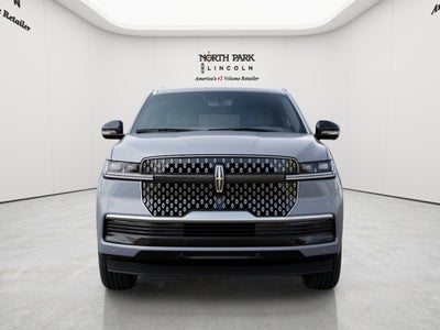 2027 Lincoln Navigator Reserve