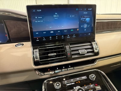 2022 Lincoln Navigator Reserve