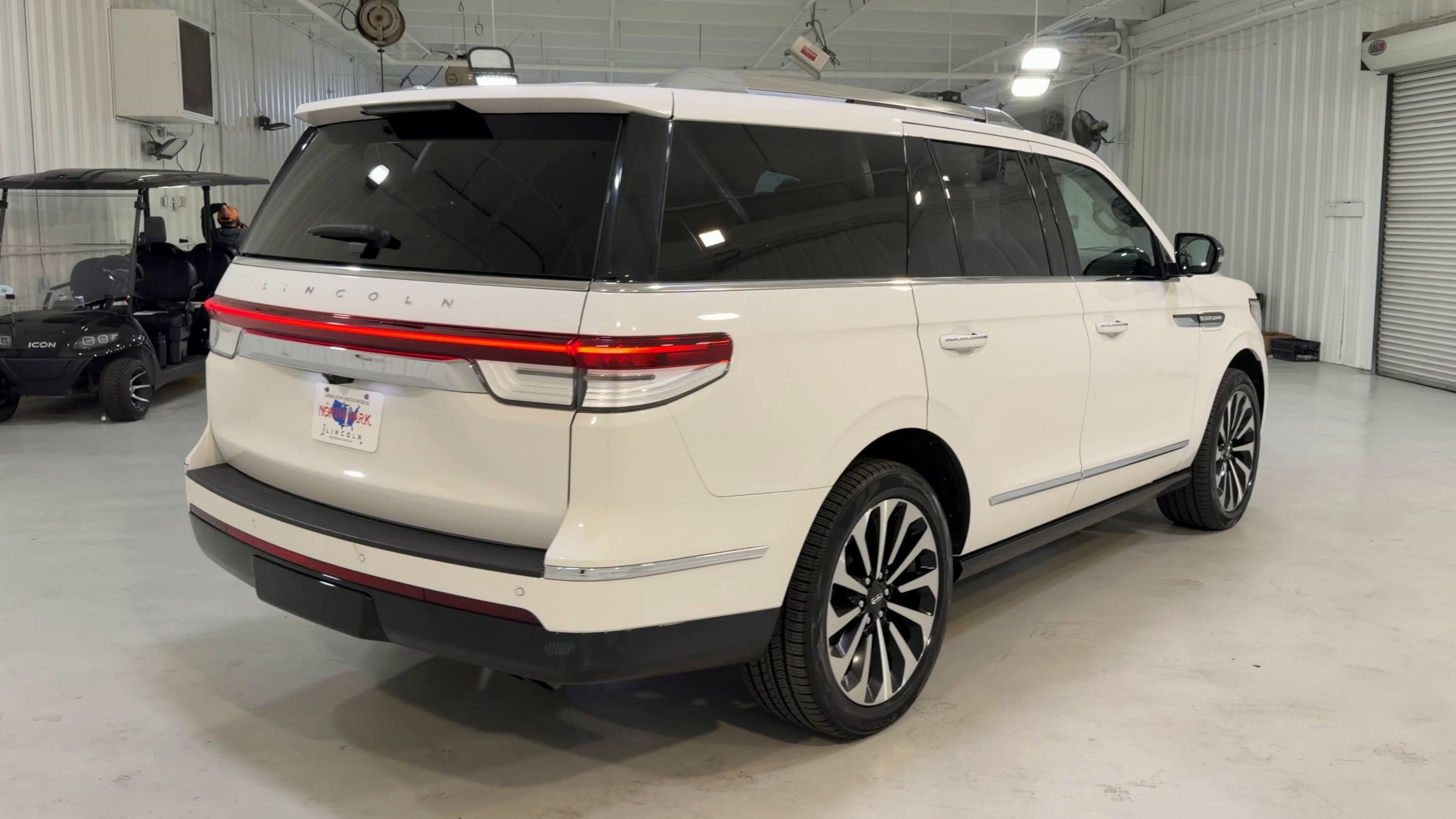 2022 Lincoln Navigator Reserve