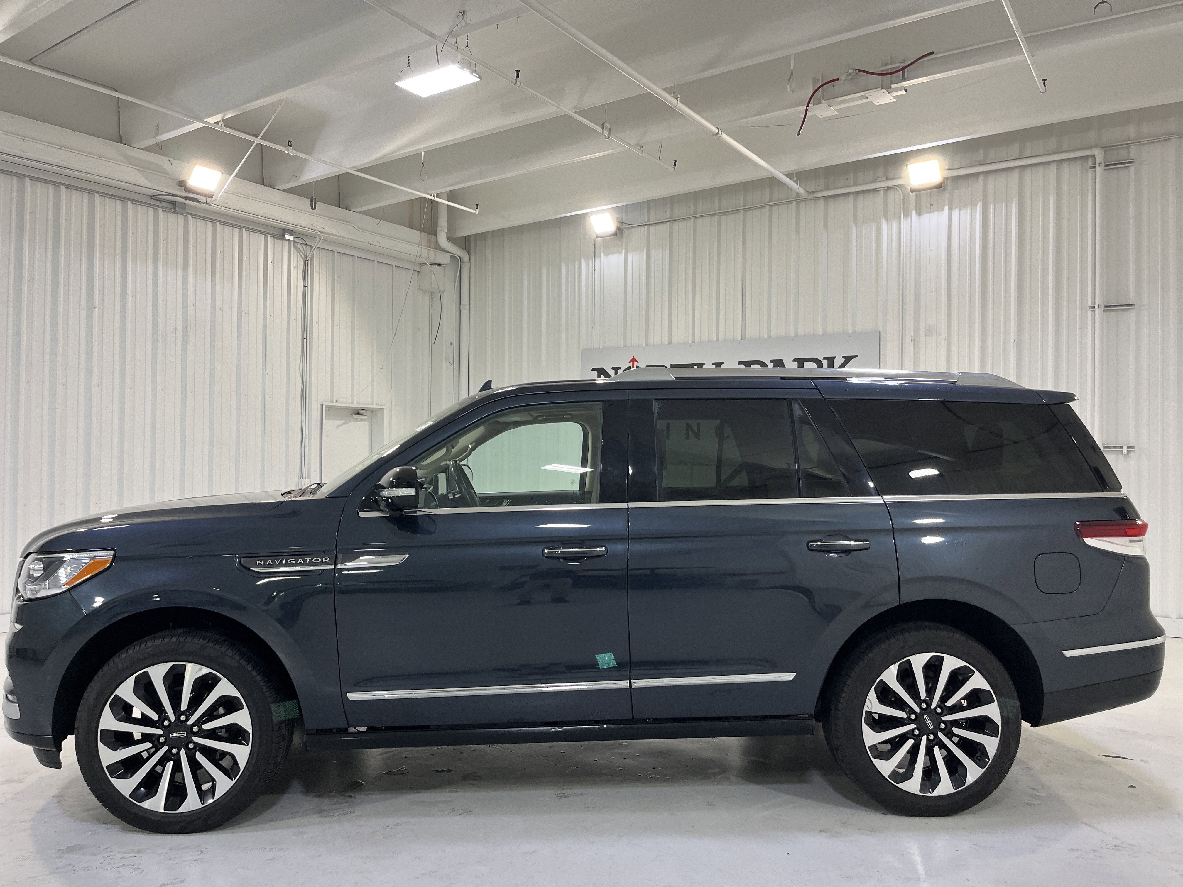 2022 Lincoln Navigator Reserve