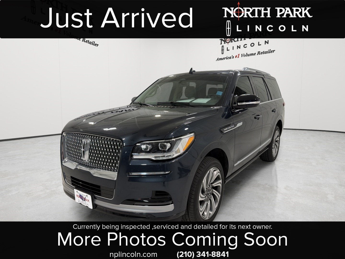 2022 Lincoln Navigator Standard