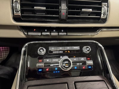 2022 Lincoln Navigator Standard