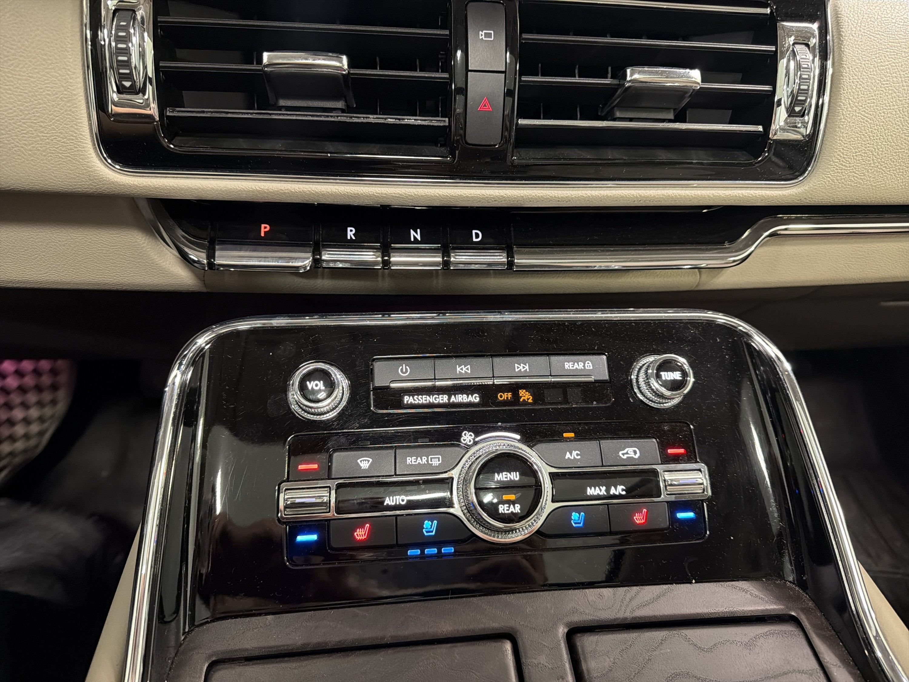 2022 Lincoln Navigator Standard
