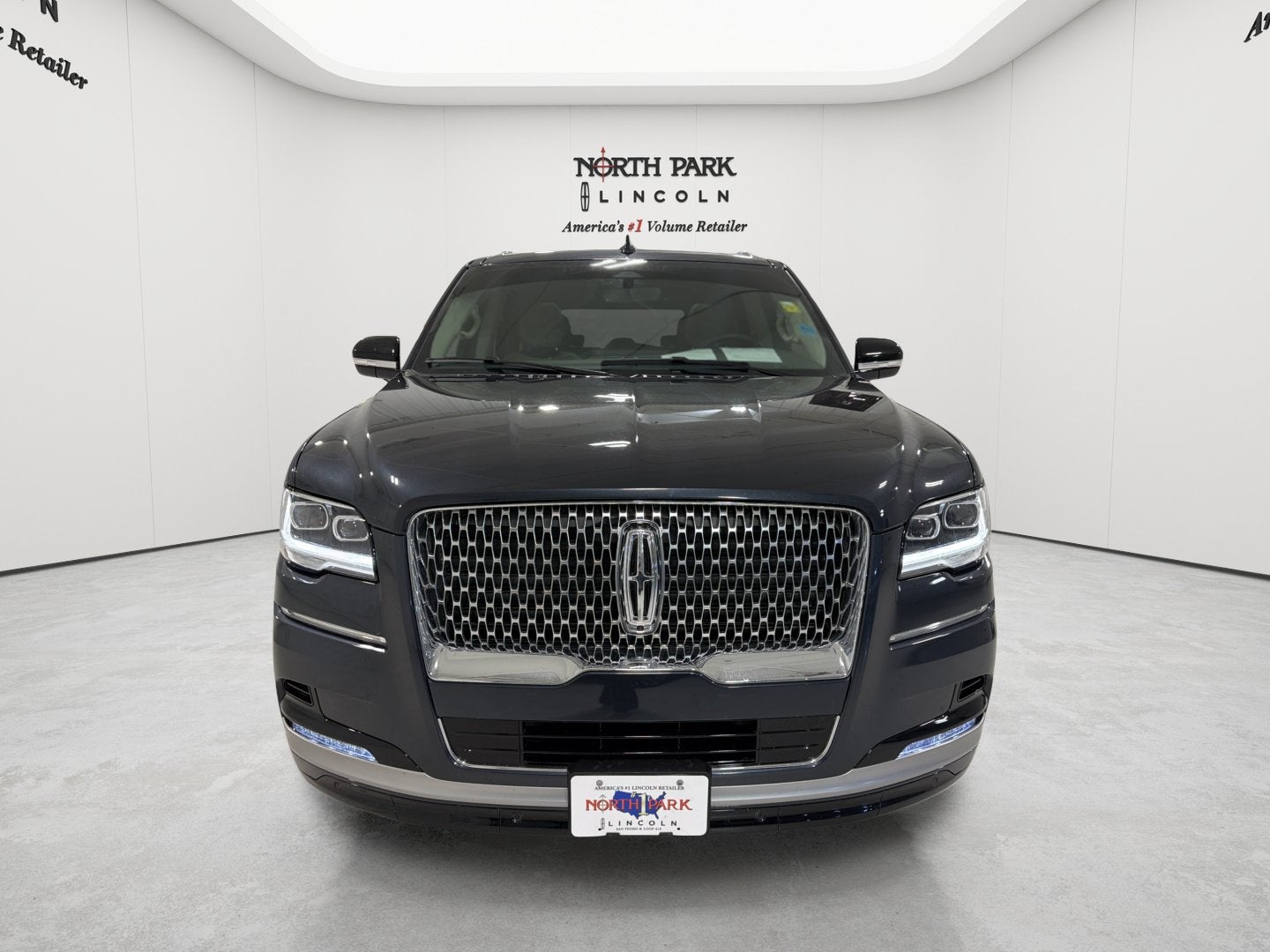2022 Lincoln Navigator Standard