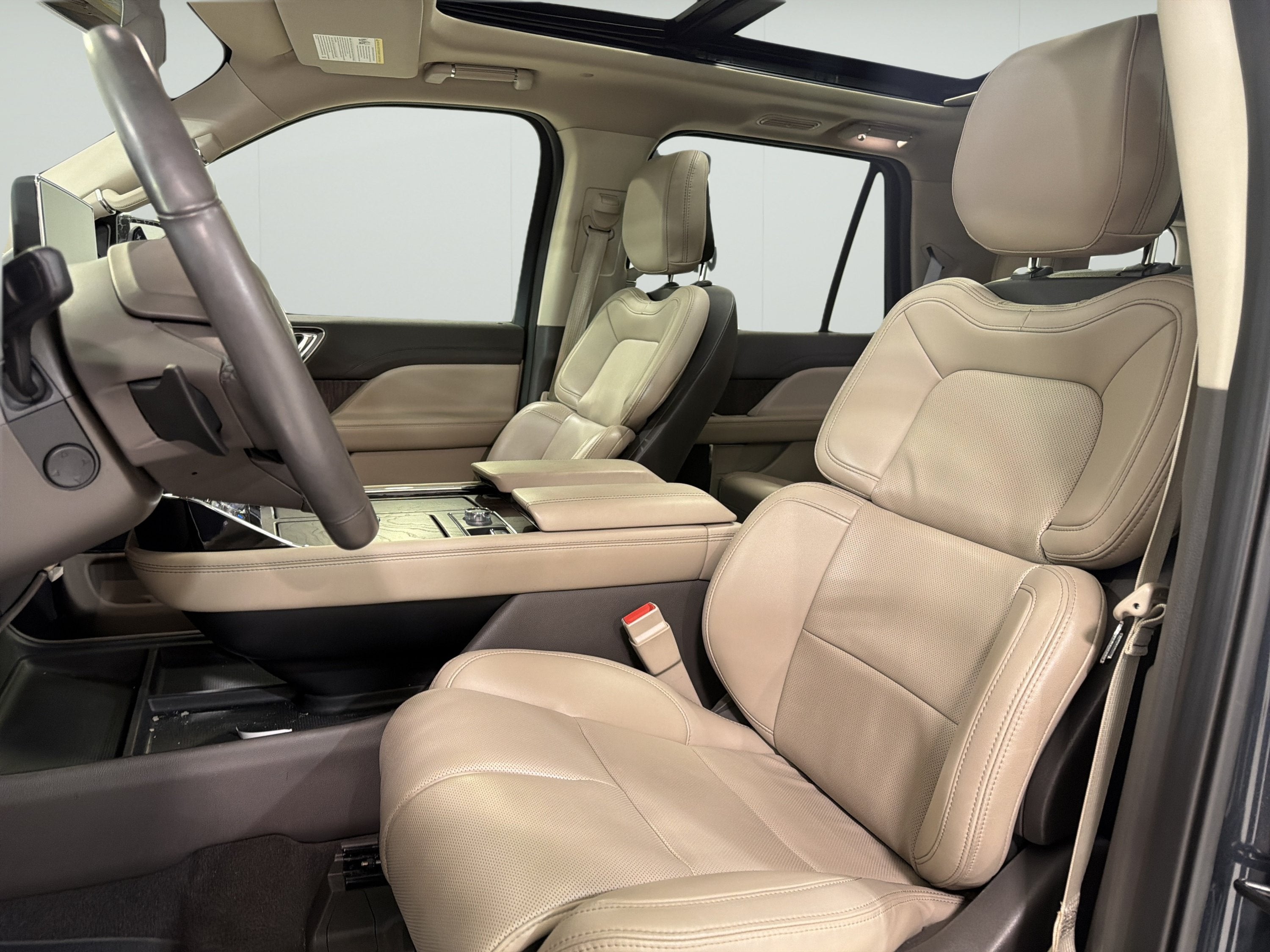 2022 Lincoln Navigator Standard
