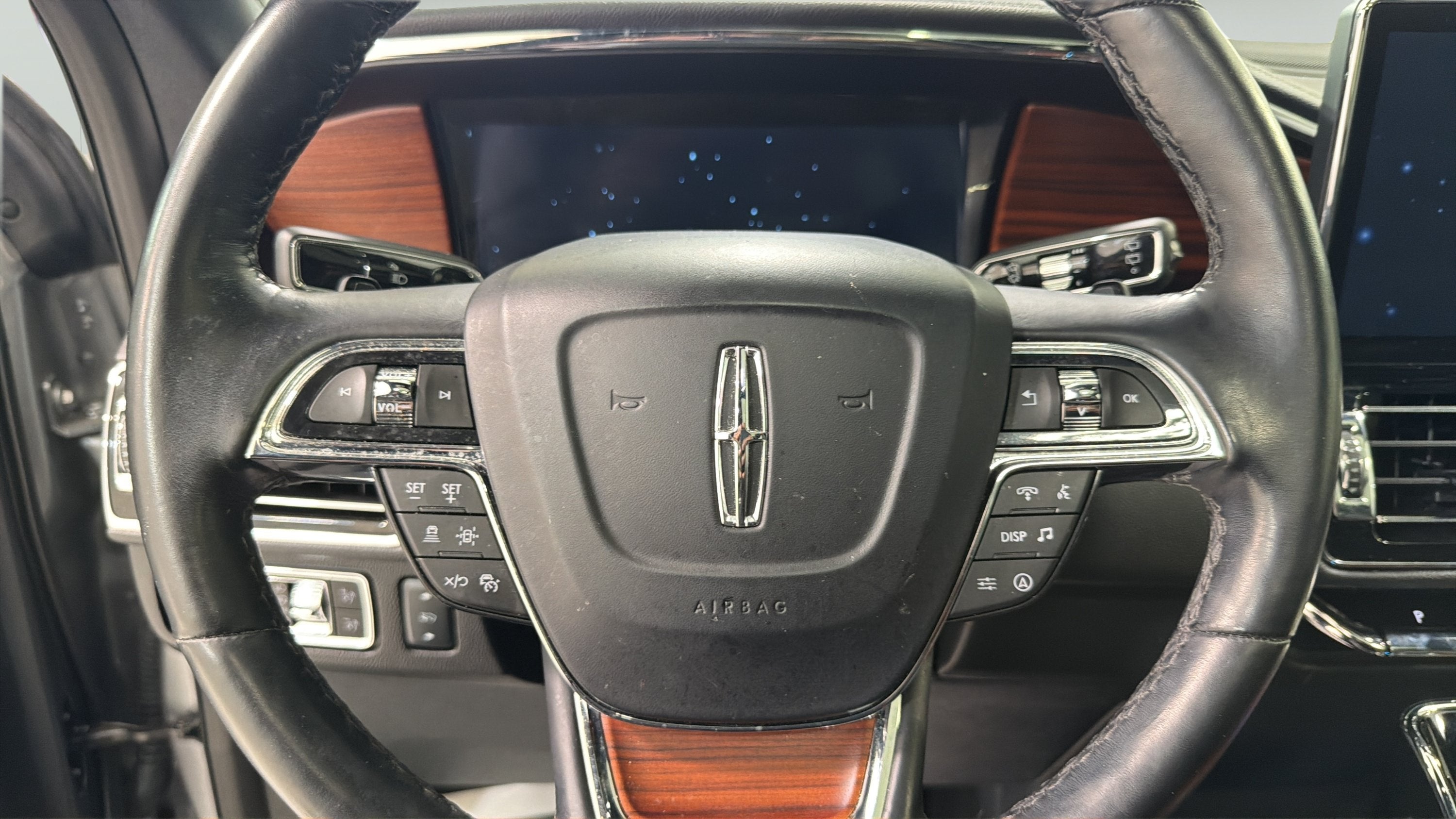 2023 Lincoln Navigator Standard