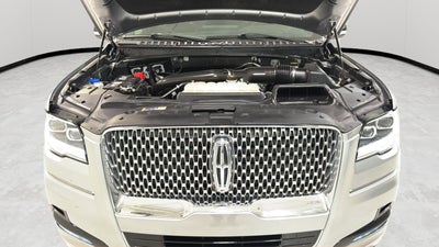 2023 Lincoln Navigator Standard