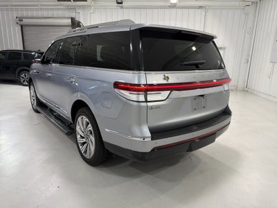 2023 Lincoln Navigator Standard