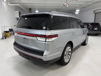 2023 Lincoln Navigator Standard