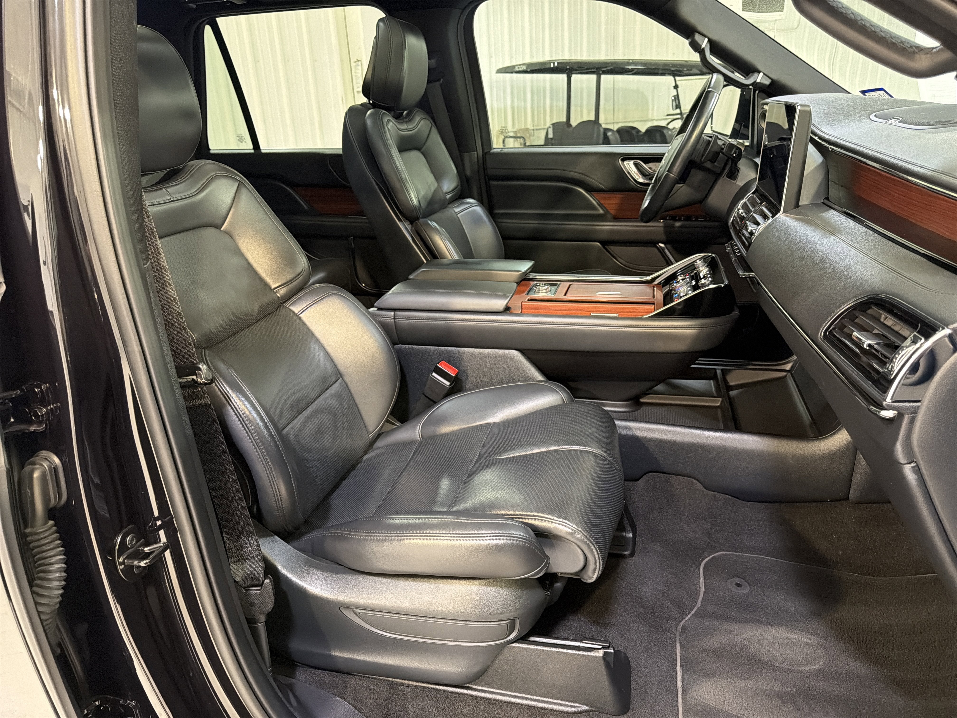2024 Lincoln Navigator Premiere